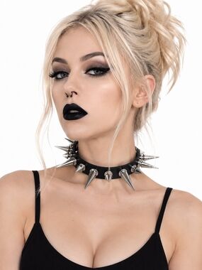 Spiked Punk Choker Necklace in Black
